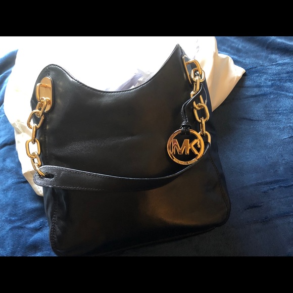 Michael Kors Lilly Leather Handbag - Picture 4 of 7